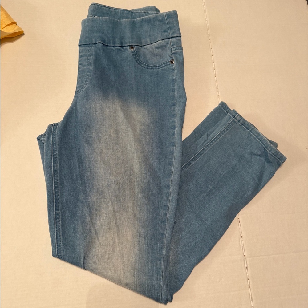 Chico’s Perfect Stretch Blue Women's Jeans Faded Look Chico’s Size 2 (US size 12